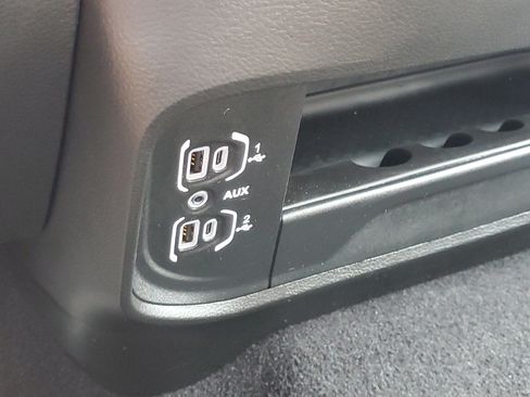 Used 2026 RAM 2500 Big Horn AWD/4WD image 16