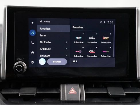 Certified 2025 Toyota RAV4 XLE FWD image 18
