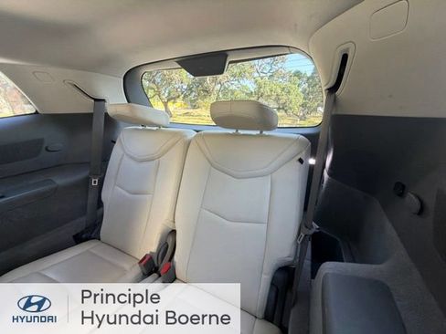 Used 2020 Cadillac XT6 Premium Luxury FWD image 13