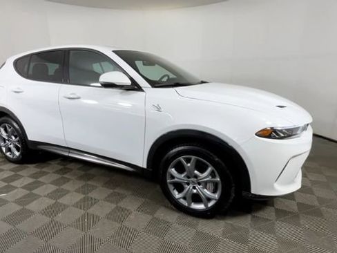 Used 2024 Dodge Hornet R/T AWD/4WD image 2
