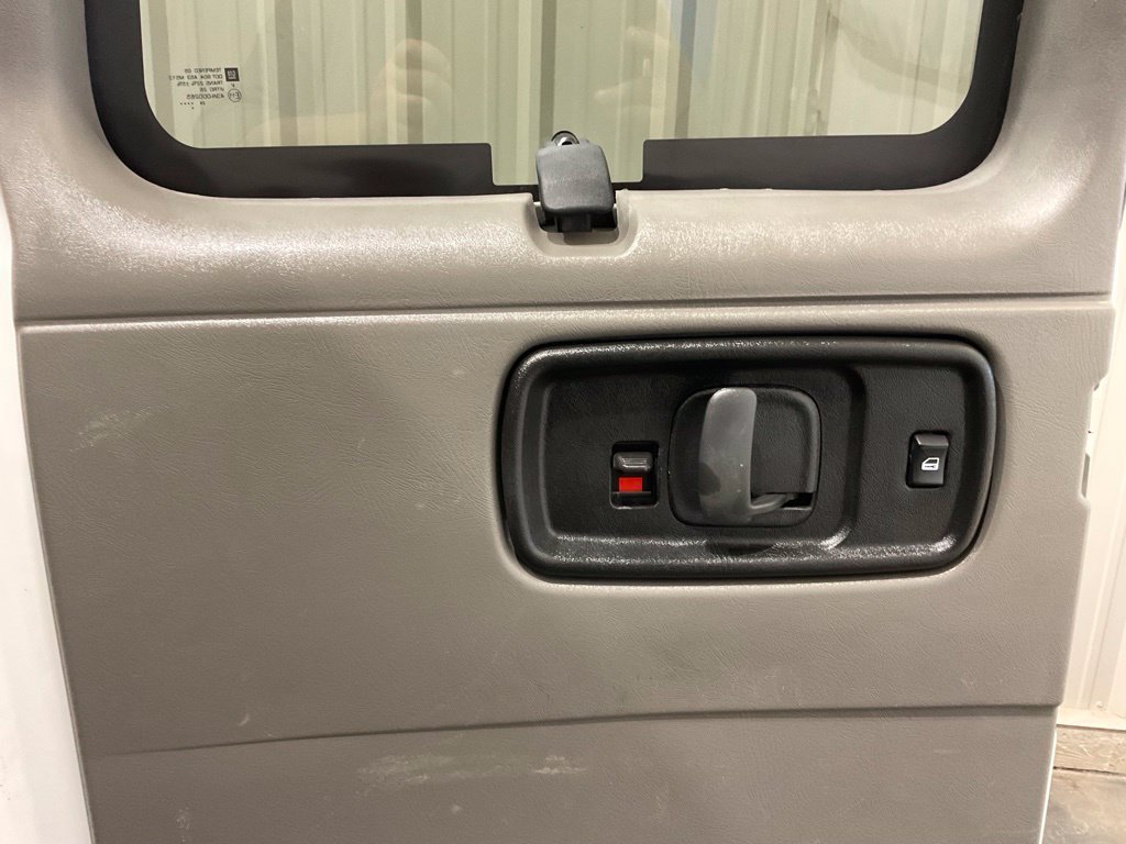 Used 2025 Chevrolet Express 2500 LT w/ LT Preferred Equipment Group RWD image 24