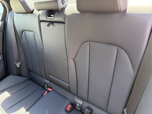Certified 2025 BMW 330i Sedan RWD image 19