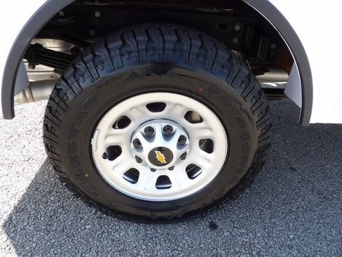 Used 2025 Chevrolet Silverado 3500 W/T w/ WT/CX Safety Package AWD/4WD image 66