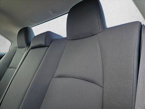 Used 2025 Toyota Corolla LE FWD image 13