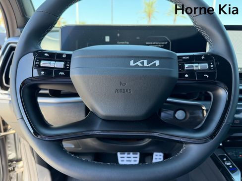 New 2026 Kia Sorento SX Prestige AWD/4WD image 11