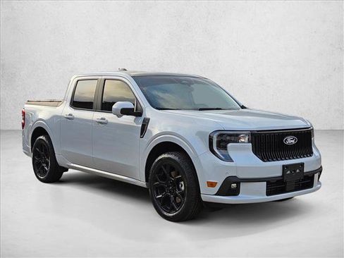 Used 2026 Ford Maverick Lobo AWD/4WD image 4