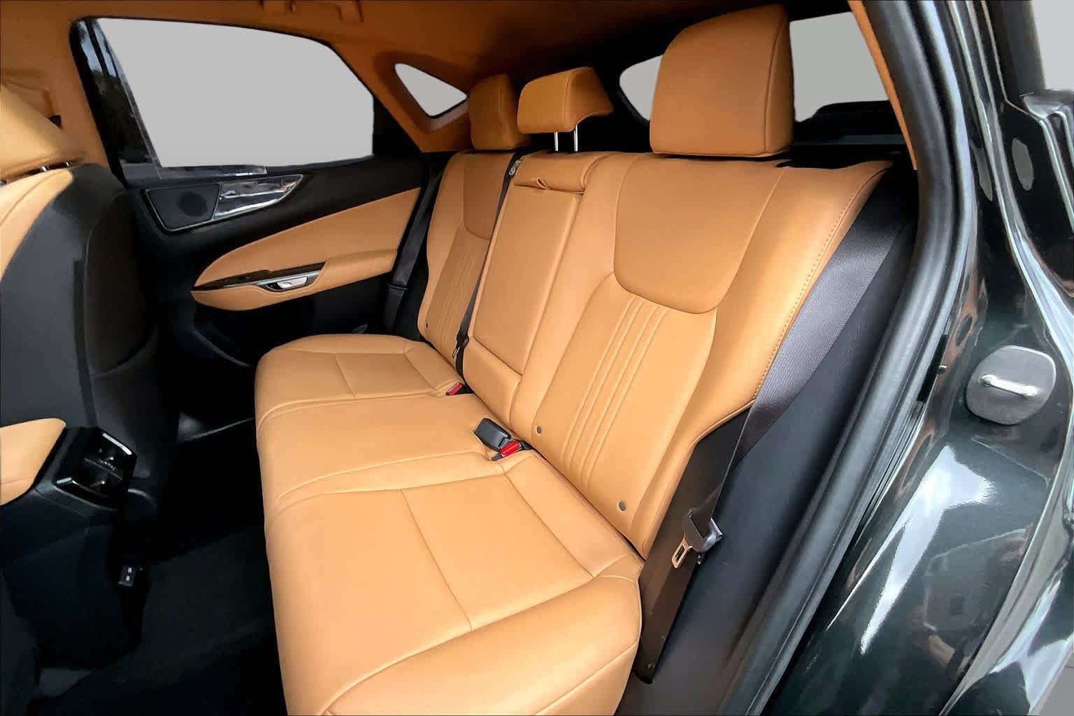 Certified 2025 Lexus NX 350 AWD w/ Accessory Package (2T) image 18