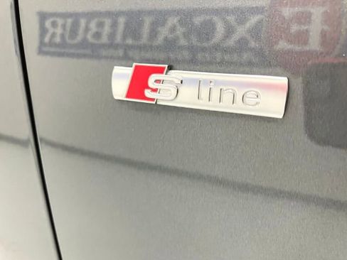 Used 2015 Audi A4 2.0T Premium Plus w/ Technology Package image 14