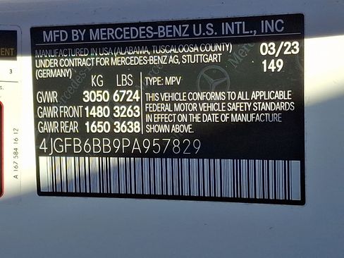 Certified 2023 Mercedes-Benz GLE 53 AMG 4MATIC image 28