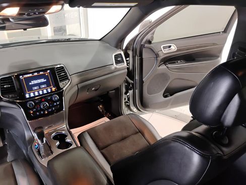 Used 2021 Jeep Grand Cherokee Laredo X RWD image 68