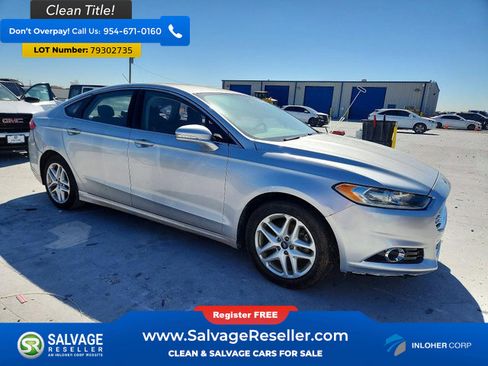 Used 2014 Ford Fusion SE w/ Equipment Group 202A image 5