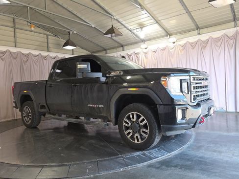 Used 2020 GMC Sierra 2500 AT4 w/ AT4 Premium Package AWD/4WD image 10