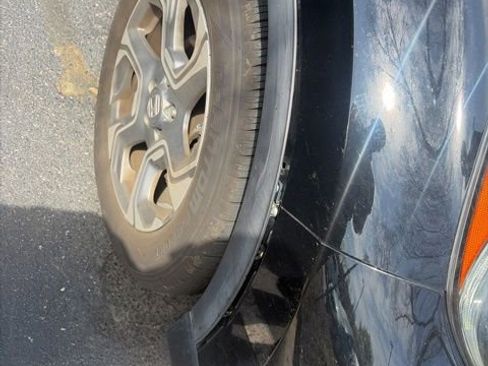 Used 2017 Honda CR-V EX-L image 5