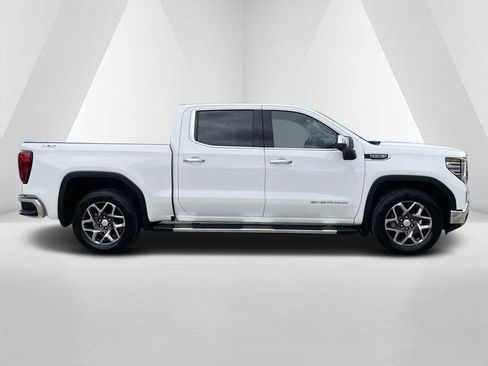 Used 2022 GMC Sierra 1500 SLT w/ SLT Premium Plus Package image 9