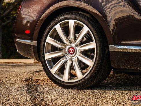 Used 2015 Bentley Continental GT image 43