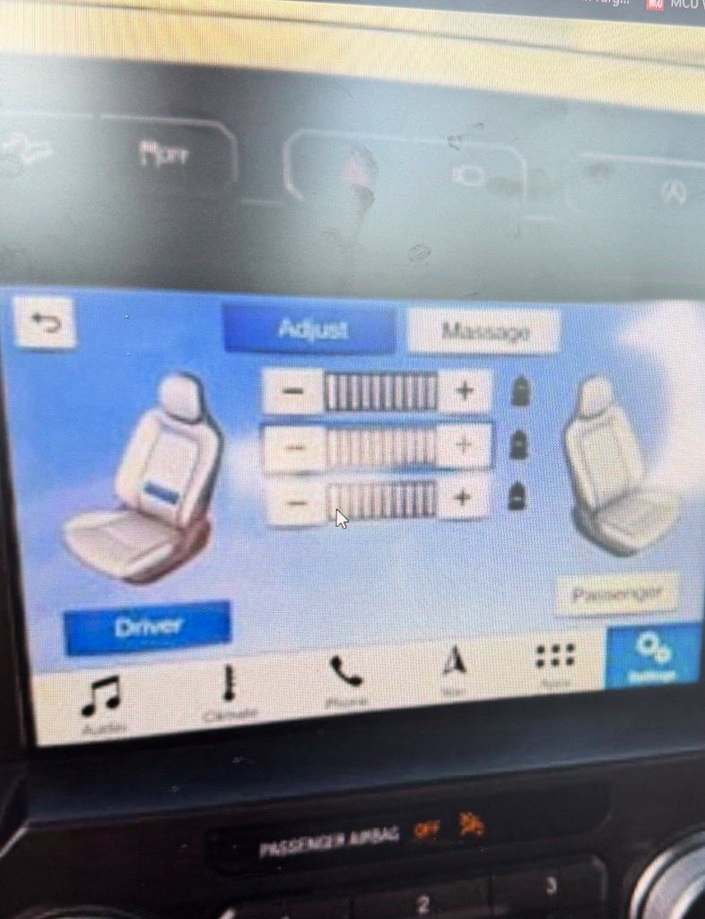 Used 2018 Ford F150 Platinum w/ Equipment Group 701A Luxury AWD/4WD image 9