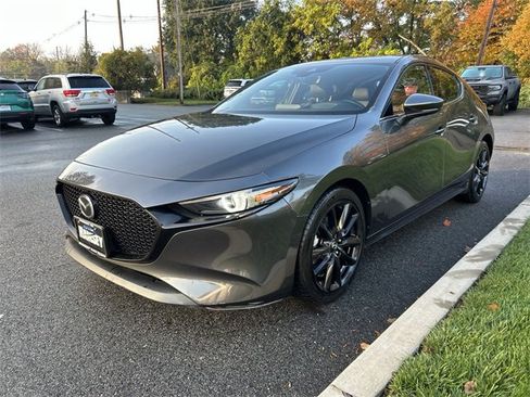 Used 2019 MAZDA MAZDA3 AWD Hatchback w/ Premium Pkg image 4