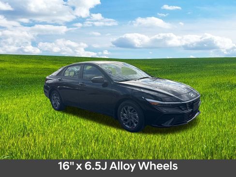 New 2026 Hyundai Elantra Blue image 4