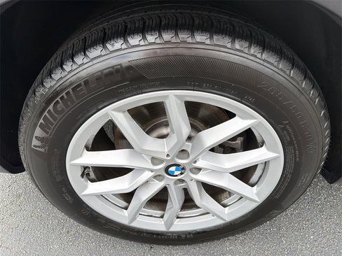 Used 2020 BMW X5 sDrive40i w/ Premium Package image 17