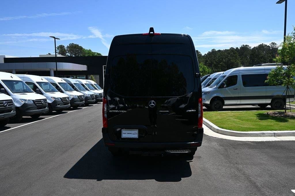 Used 2026 Mercedes-Benz Sprinter 2500 image 28