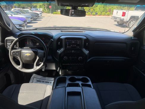 Used 2020 Chevrolet Silverado 1500 Custom w/ Custom Value Package RWD image 34