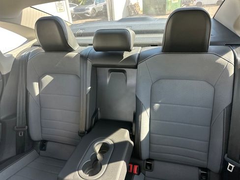 Used 2025 Volkswagen Jetta SE w/ Sunroof Package FWD image 49