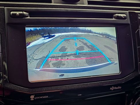 Used 2015 Toyota 4Runner Limited image 26