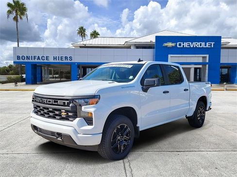 New 2026 Chevrolet Silverado 1500 Custom image 3