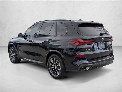 Used 2026 BMW X5 sDrive40i w/ M Sport Package RWD image 8