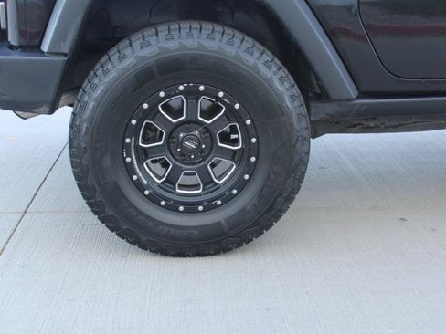 Used 2012 Jeep Wrangler Rubicon w/ PWR Convenience Group AWD/4WD image 27