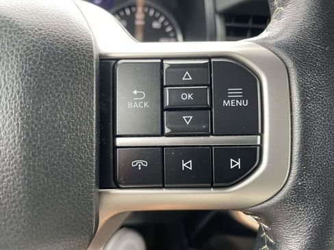 Used 2024 Ford Expedition Max XLT image 15