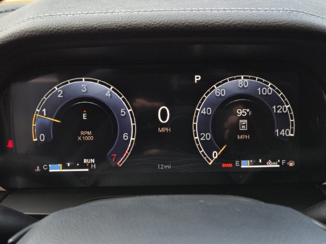 New 2027 Jeep Grand Cherokee Limited AWD/4WD image 11