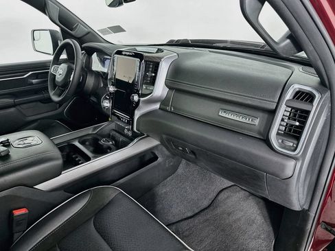 Used 2025 RAM 1500 Laramie w/ Sport Appearance Package AWD/4WD image 31