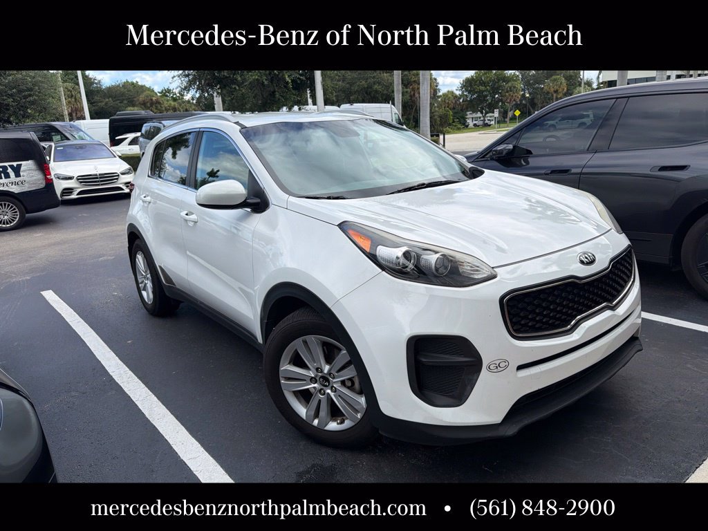 Used 2017 Kia Sportage LX w/ LX Popular Package FWD image 2