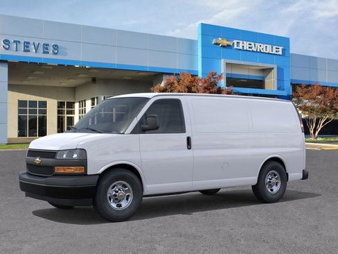 New 2026 Chevrolet Express 2500 image 2