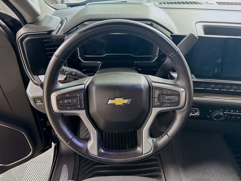 Used 2024 Chevrolet Silverado 1500 LT AWD/4WD image 15