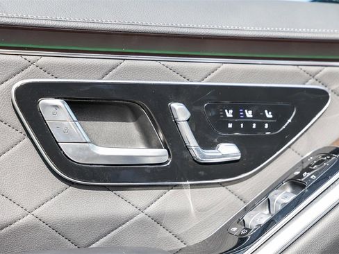 Used 2024 Mercedes-Benz S 580 4MATIC Sedan image 22