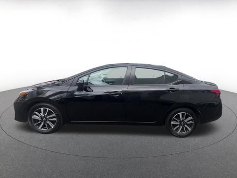 Used 2025 Nissan Versa SV FWD image 9