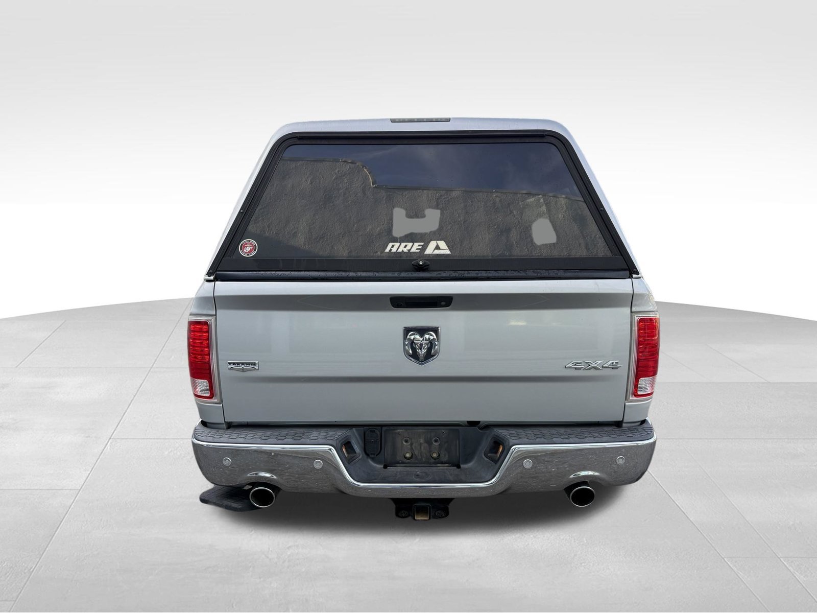 Used 2016 RAM 1500 Laramie w/ Convenience Group AWD/4WD image 4