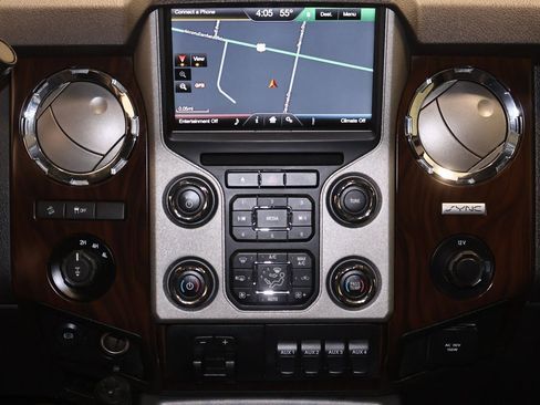 Used 2016 Ford F250 Lariat w/ Lariat Ultimate Package image 26