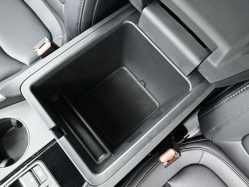 New 2025 Honda Pilot Touring image 19