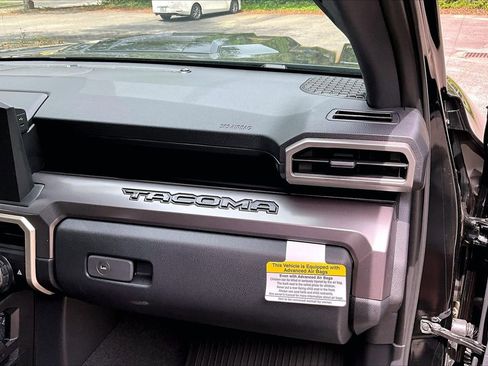 Used 2026 Toyota Tacoma TRD Sport AWD/4WD image 23