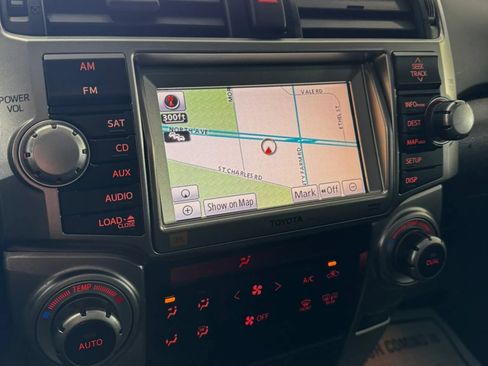 Used 2012 Toyota 4Runner Limited AWD/4WD image 26
