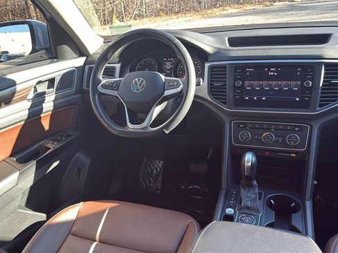 Used 2021 Volkswagen Atlas SE w/ Panoramic Sunroof Package image 13