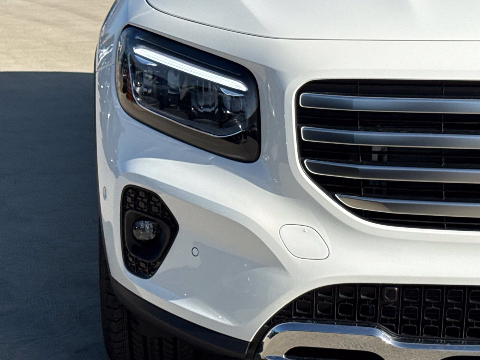 New 2026 Mercedes-Benz GLB 250 4MATIC image 5