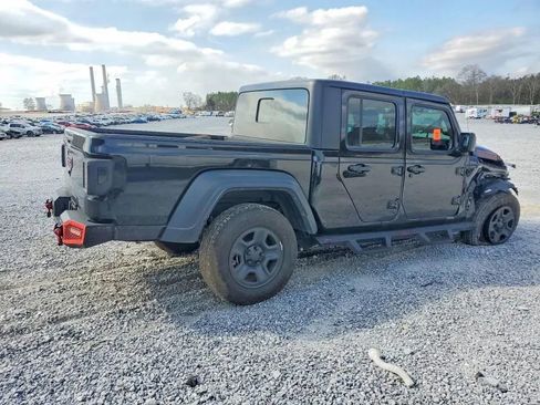 Used 2023 Jeep Gladiator Sport image 3