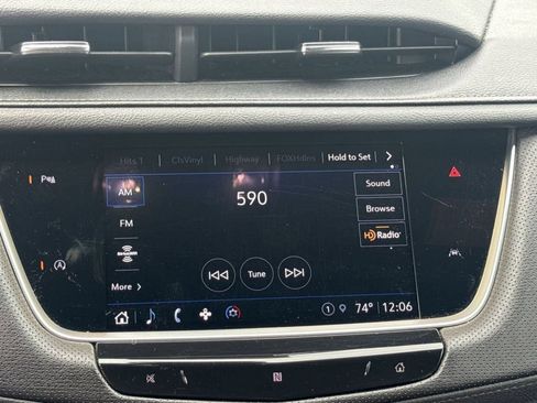 Used 2021 Cadillac XT6 Luxury w/ LPO, Floor Liner Package FWD image 24