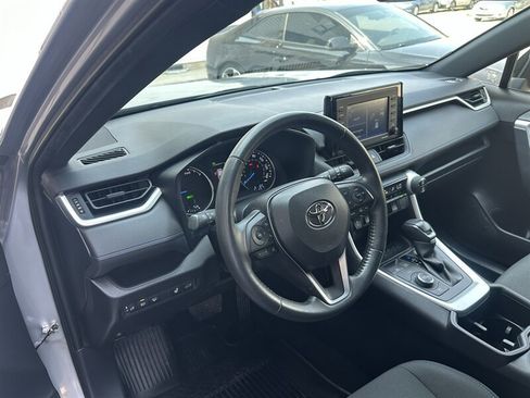 Used 2022 Toyota RAV4 SE w/ Convenience Package AWD/4WD image 7