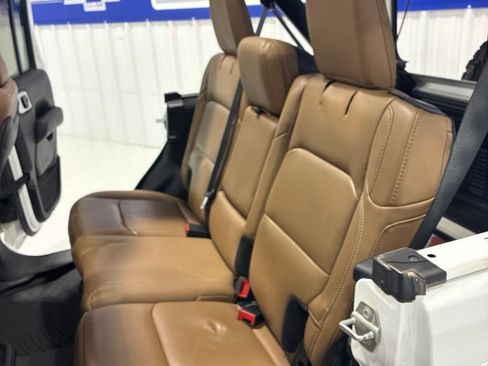 Used 2020 Jeep Wrangler Unlimited Rubicon AWD/4WD image 33