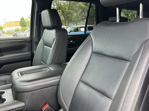 Used 2024 Chevrolet Tahoe LT AWD/4WD image 36